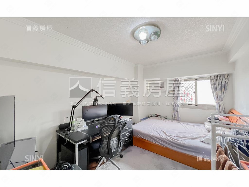 近１１期大三房附平車位房屋室內格局與周邊環境