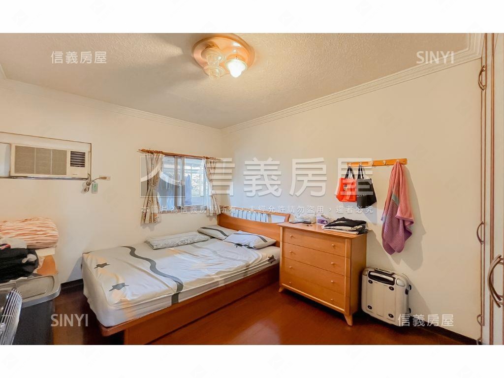 近１１期大三房附平車位房屋室內格局與周邊環境