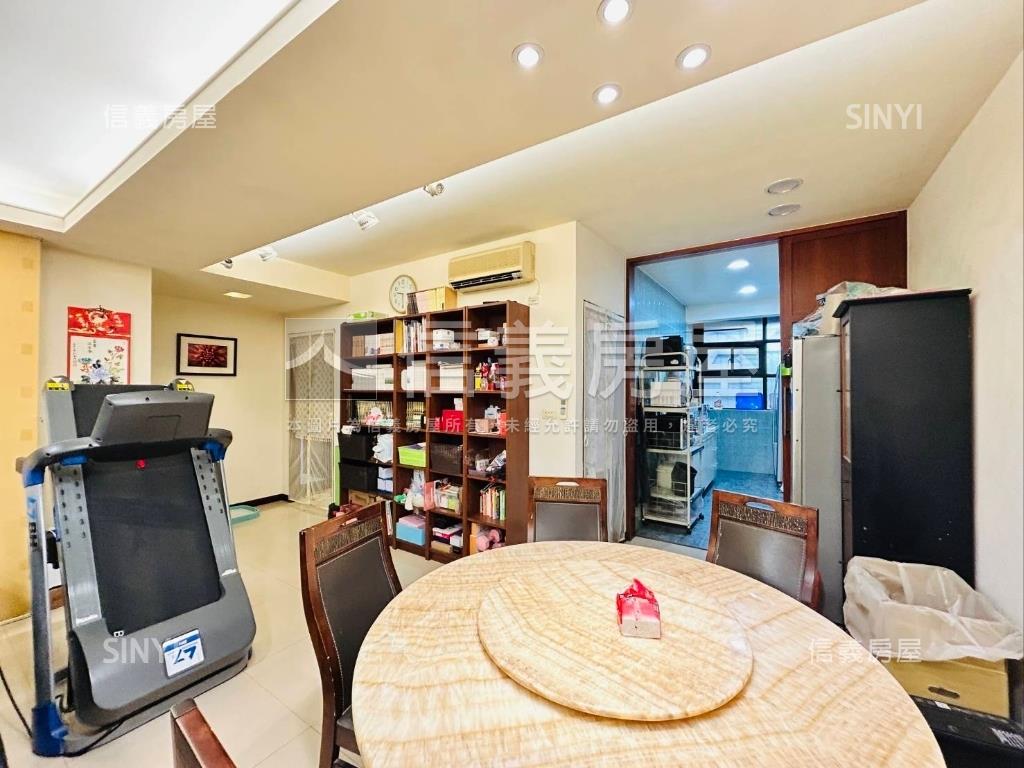 前後陽台邊間大戶房屋室內格局與周邊環境