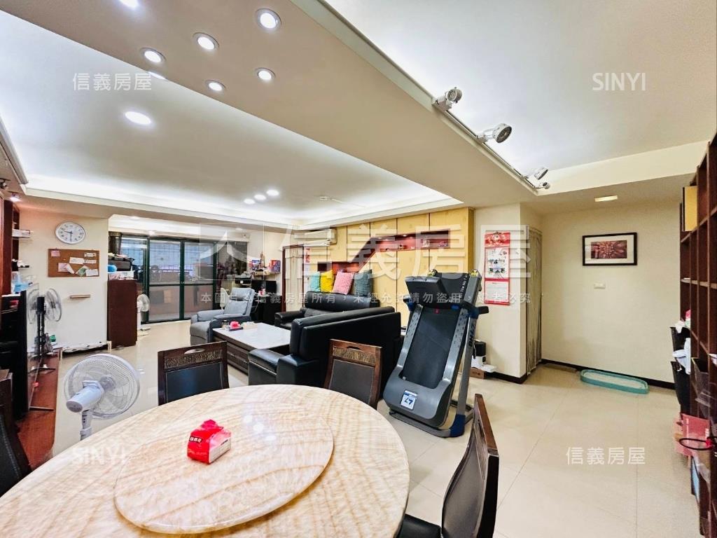 前後陽台邊間大戶房屋室內格局與周邊環境