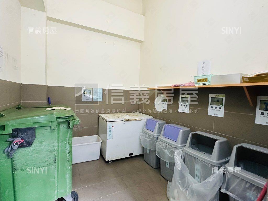 近士北科唭哩岸捷運美宅房屋室內格局與周邊環境