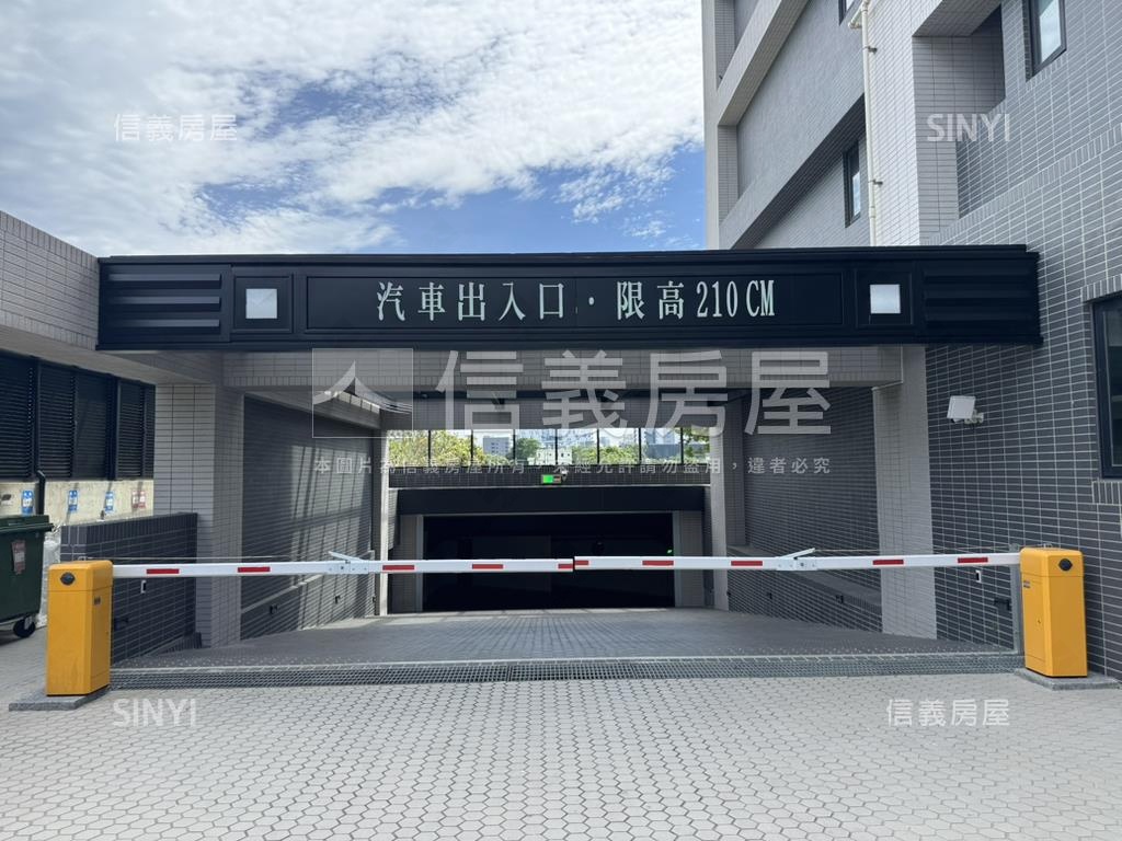 太睿境高樓三房平車房屋室內格局與周邊環境
