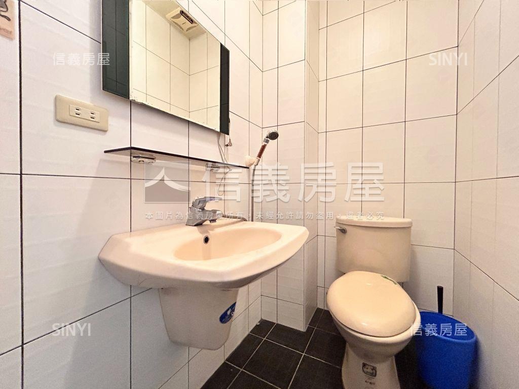 泰山中華街屋況佳大３房房屋室內格局與周邊環境
