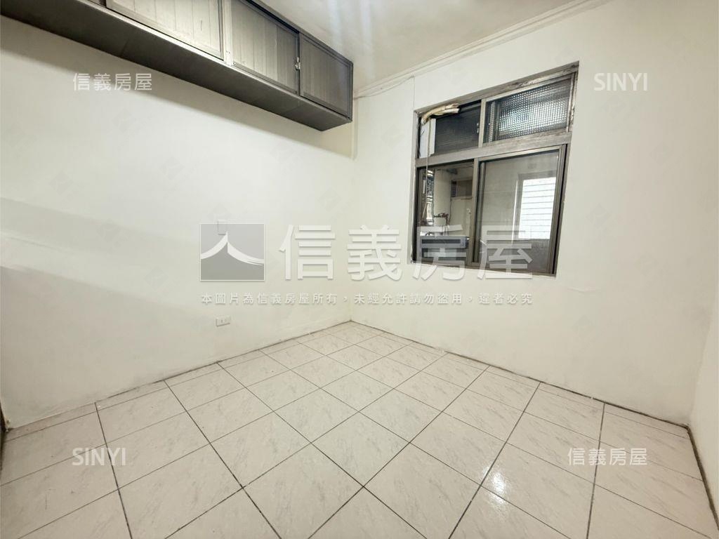 研二低樓層公寓稀有釋出房屋室內格局與周邊環境