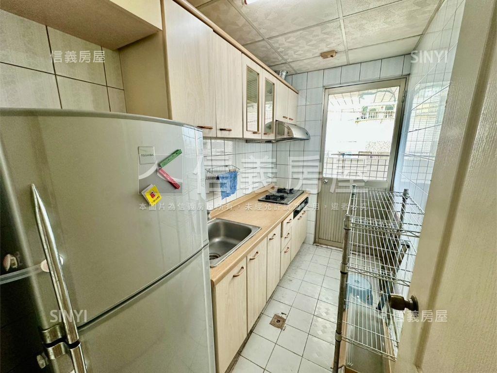 降價！三房平車屋主很想賣房屋室內格局與周邊環境