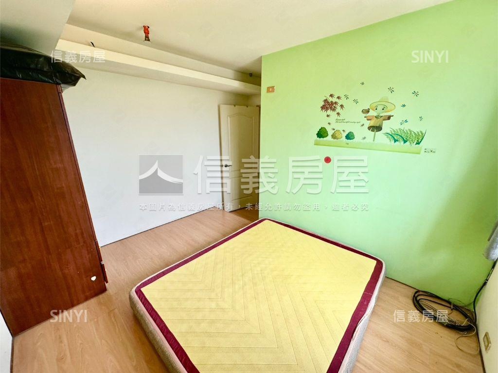 降價！三房平車屋主很想賣房屋室內格局與周邊環境