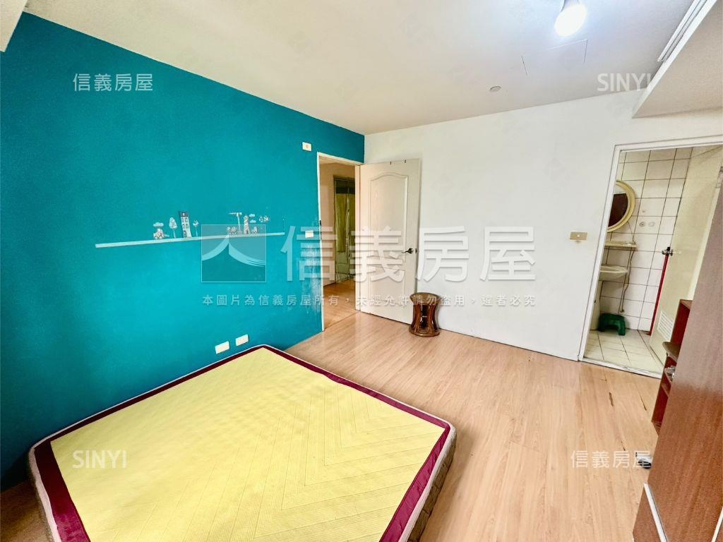 降價！三房平車屋主很想賣房屋室內格局與周邊環境