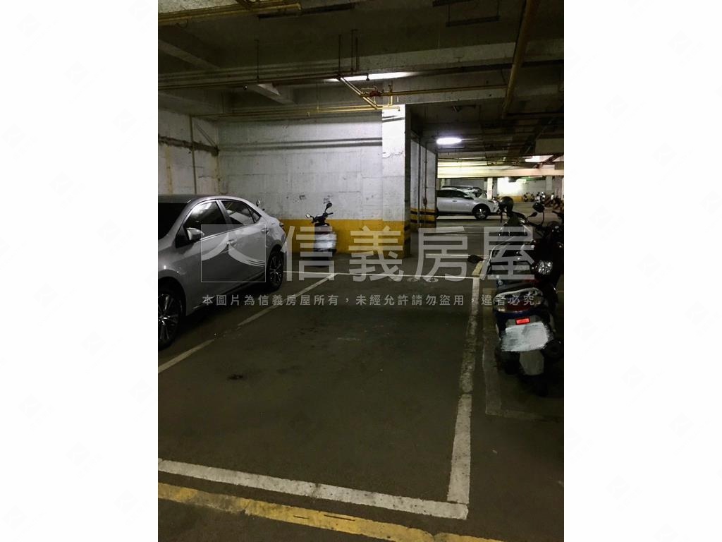 降價！三房平車屋主很想賣房屋室內格局與周邊環境