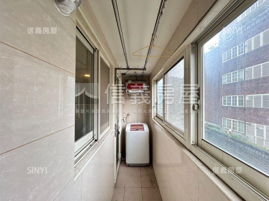 碧湖樹梢湖景大空間房屋室內格局與周邊環境