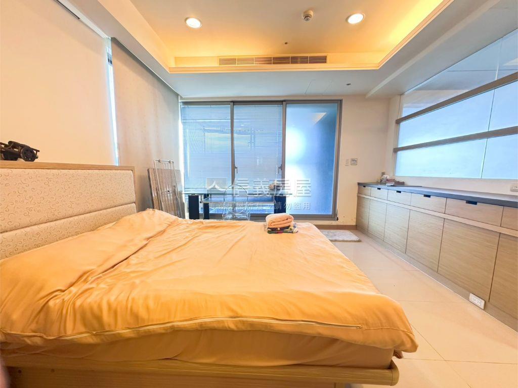 【專任】美景高樓景觀美宅房屋室內格局與周邊環境