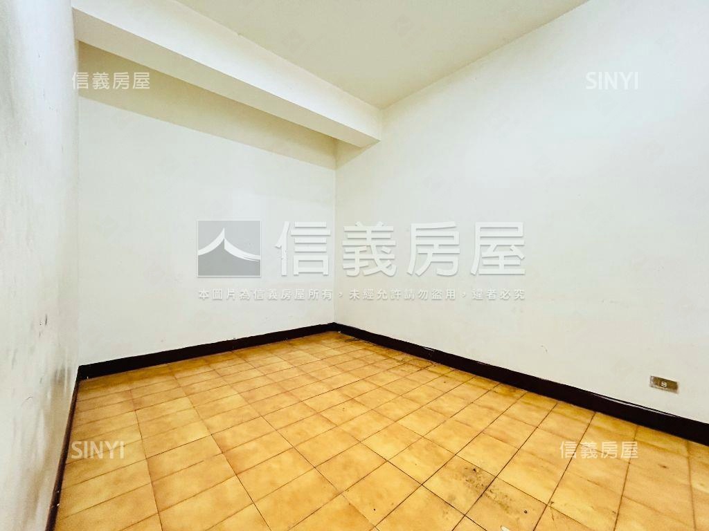 方正前後陽台美寓房屋室內格局與周邊環境