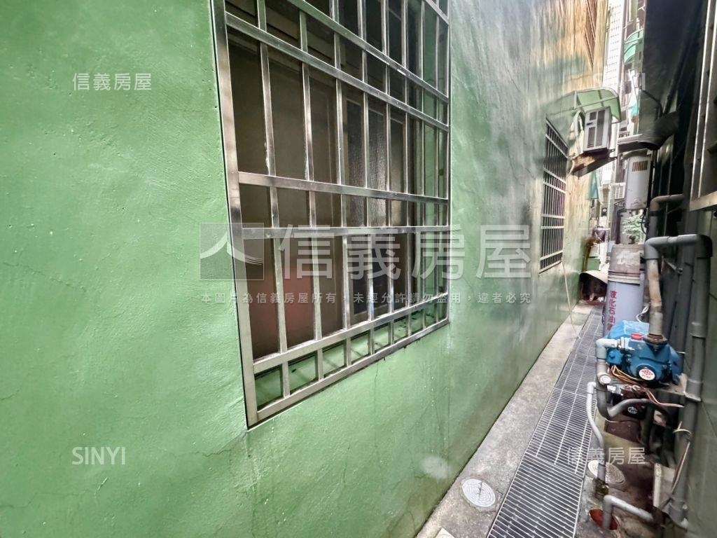 近中都三民國小漂亮透天房屋室內格局與周邊環境