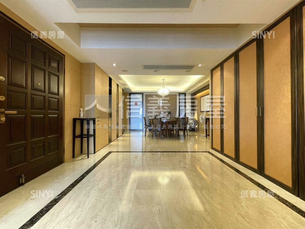 葛里芬．古典精雕豪宅房屋室內格局與周邊環境