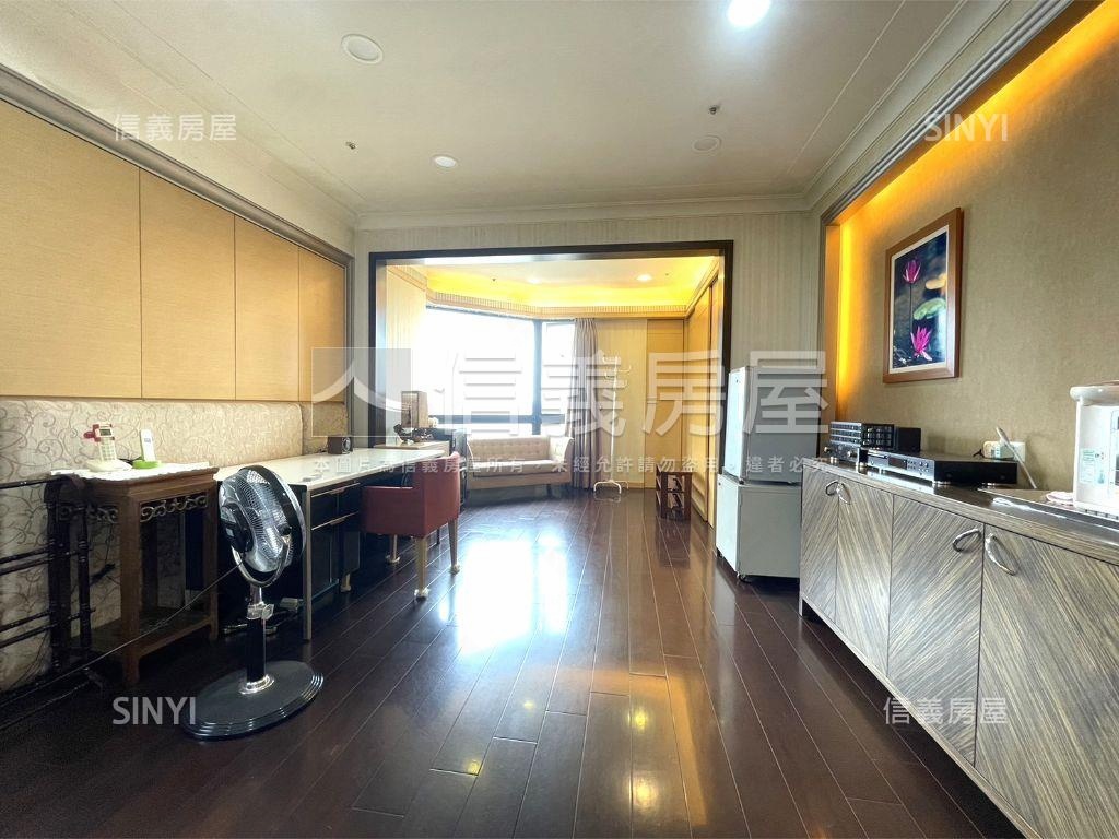 葛里芬．古典精雕豪宅房屋室內格局與周邊環境