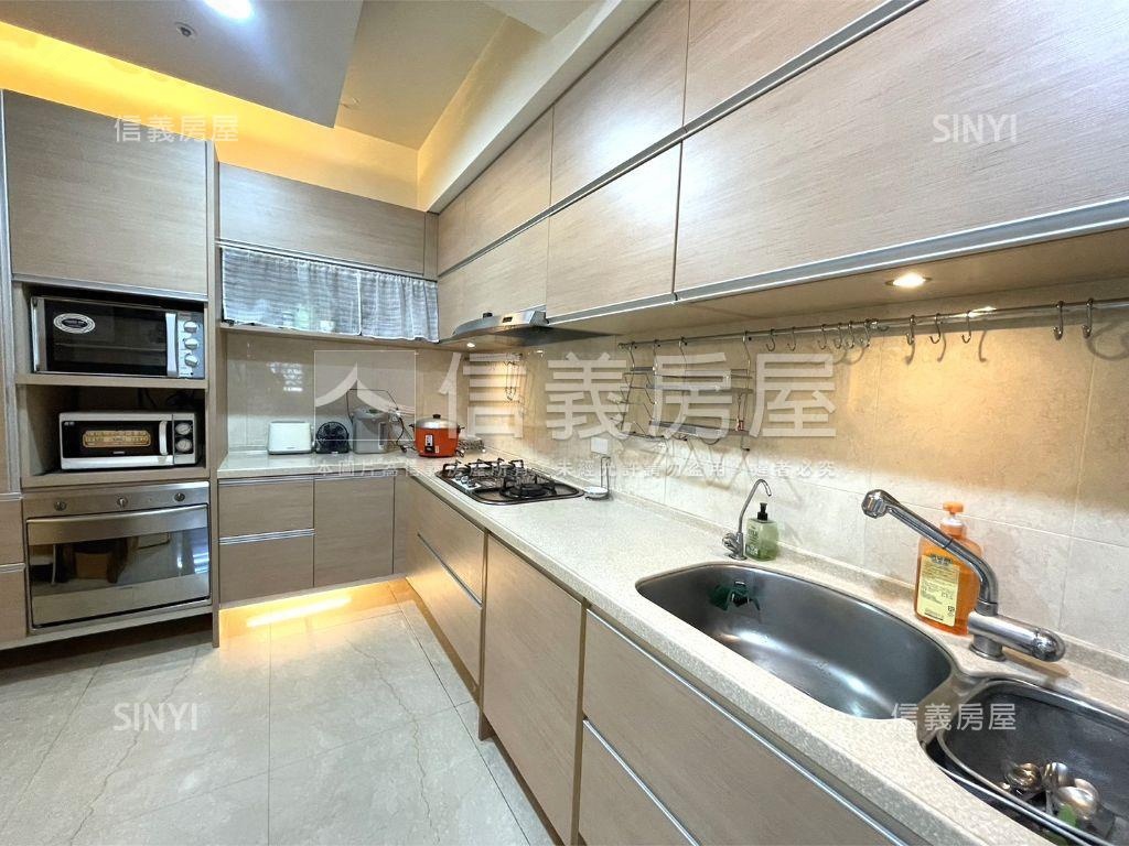 葛里芬．古典精雕豪宅房屋室內格局與周邊環境