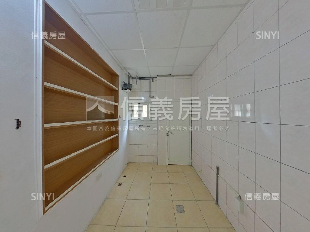 後站商圈稀有美透天房屋室內格局與周邊環境