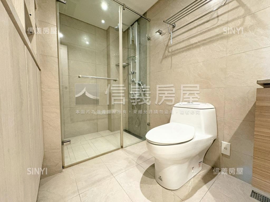 吉美敦南花園露臺三房車位房屋室內格局與周邊環境