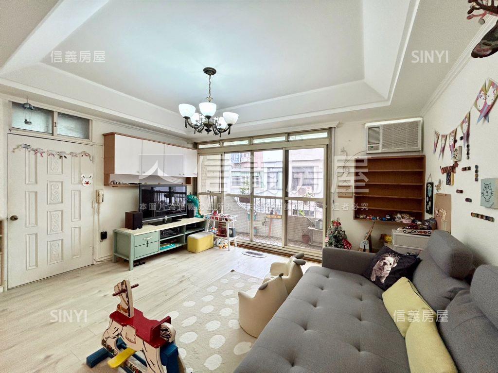 一層兩戶近附小公園大三房房屋室內格局與周邊環境