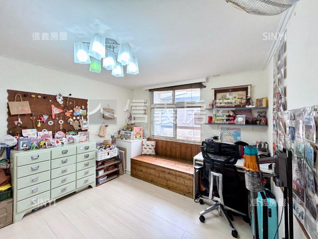 一層兩戶近附小公園大三房房屋室內格局與周邊環境