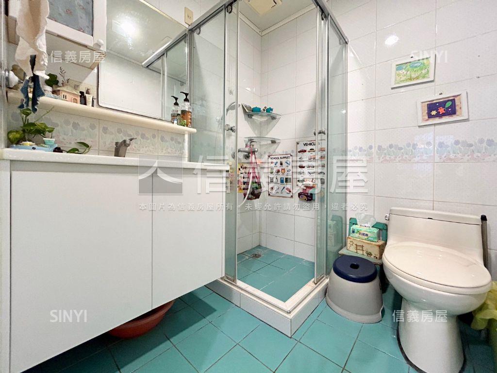 一層兩戶近附小公園大三房房屋室內格局與周邊環境