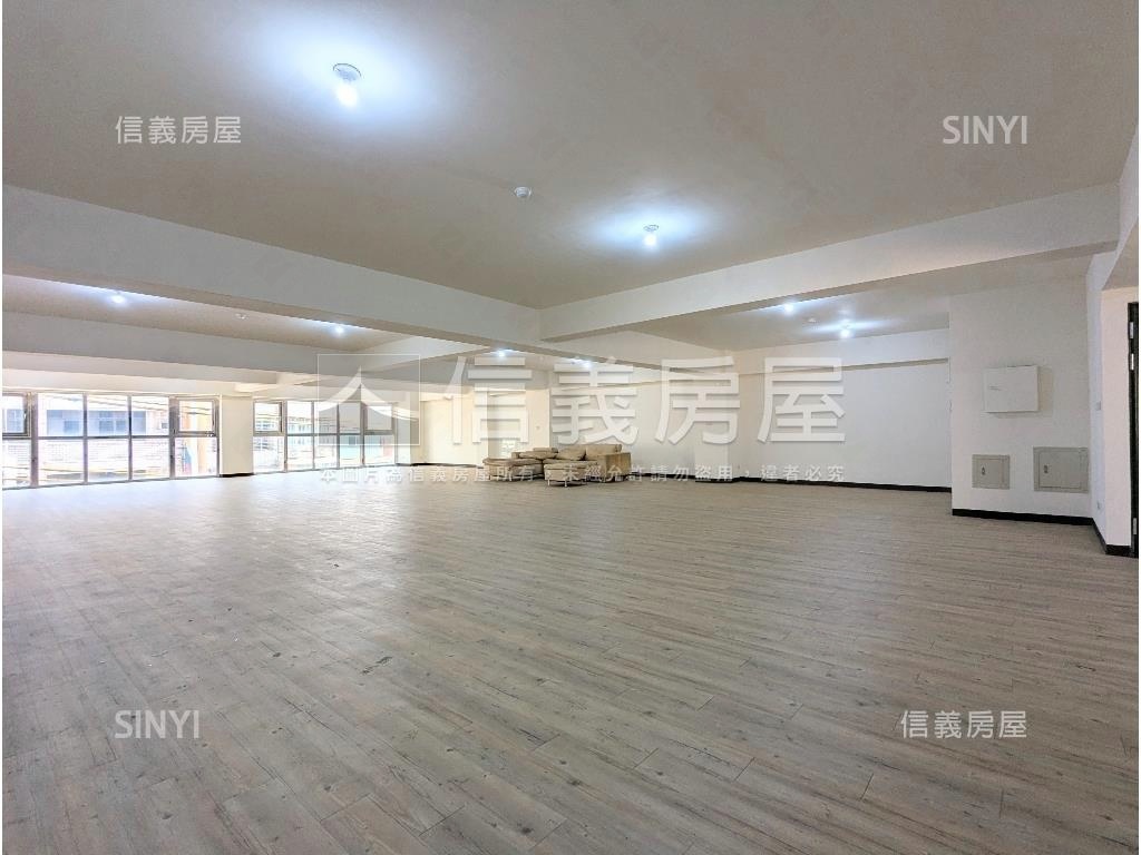 岡山市中心大空間翻新商辦房屋室內格局與周邊環境