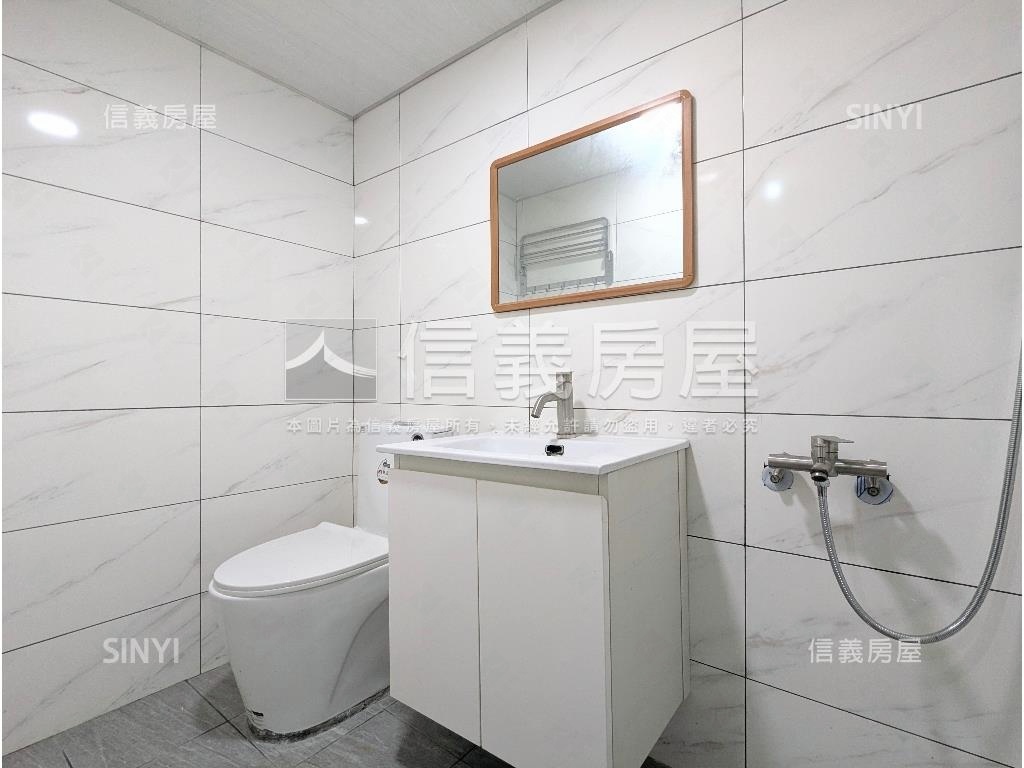 岡山市中心大空間翻新商辦房屋室內格局與周邊環境