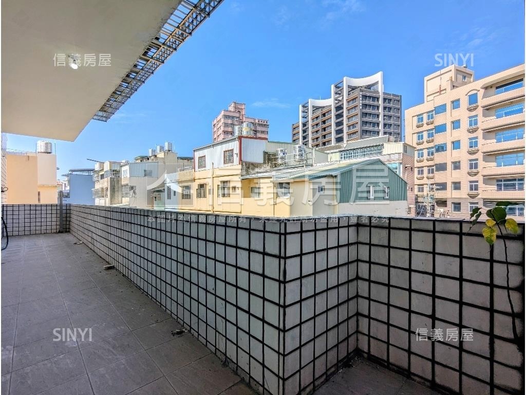 岡山市中心大空間翻新商辦房屋室內格局與周邊環境