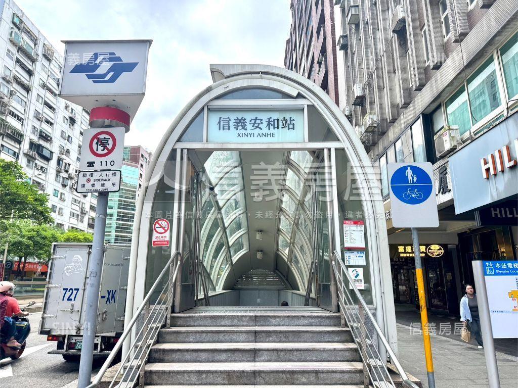 全坤１０１高樓兩房坡平車房屋室內格局與周邊環境