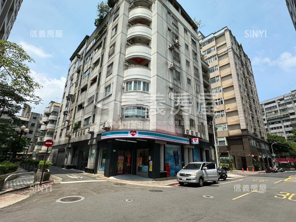 店面☆三角窗便利商店房屋室內格局與周邊環境