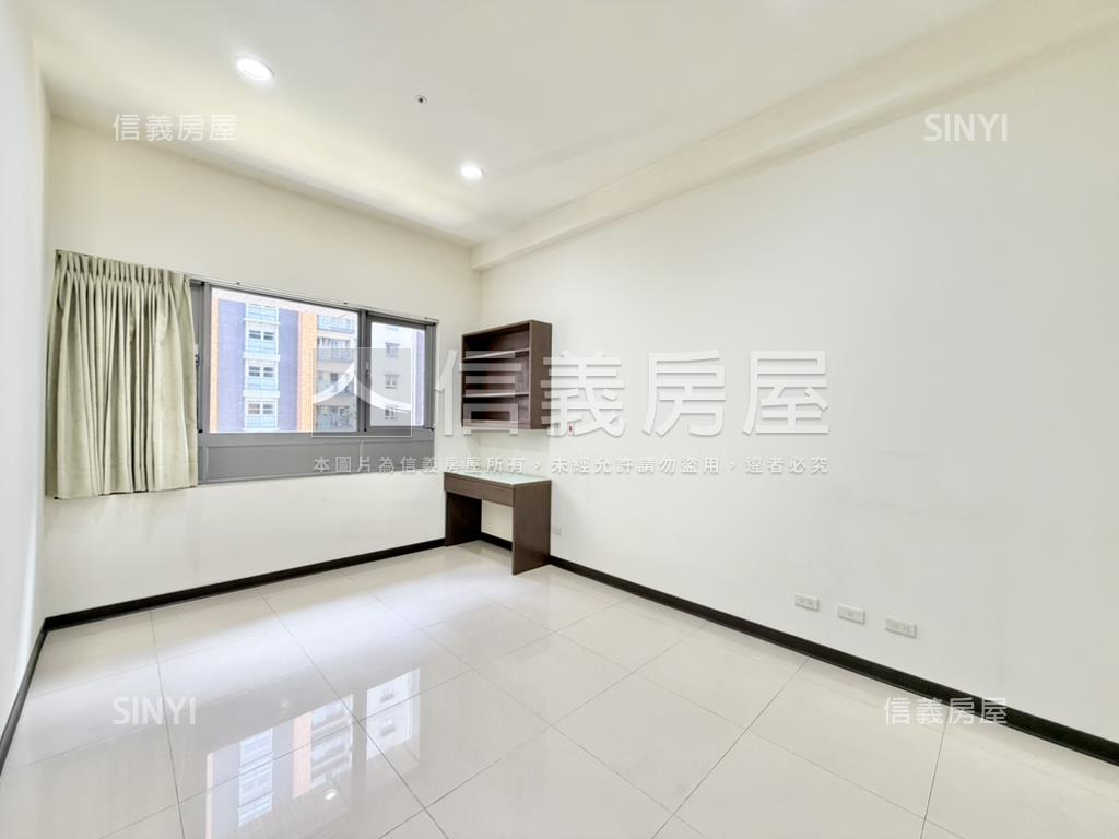耶魯•微風日光三居房屋室內格局與周邊環境