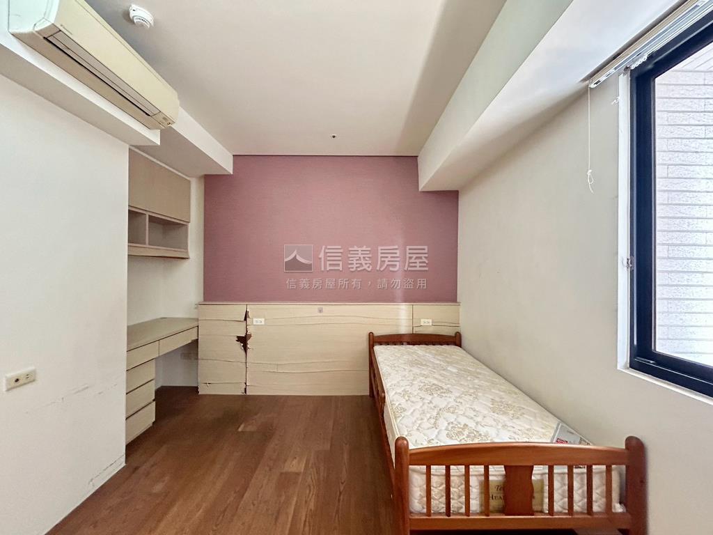 誠心出售峰藝大三房房屋室內格局與周邊環境