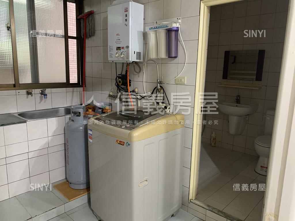 思賢國小旁公寓３樓房屋室內格局與周邊環境