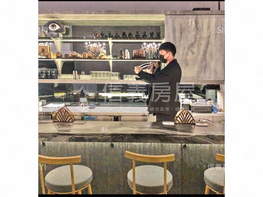 精明商圈精美裝潢金店面房屋室內格局與周邊環境