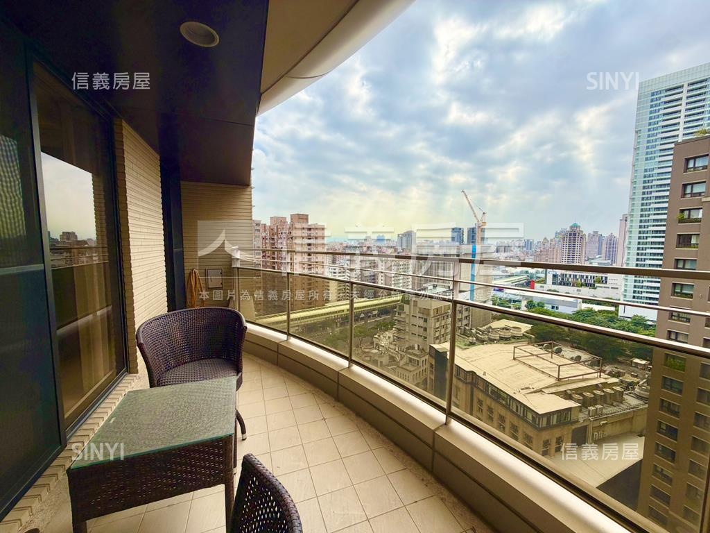 精銳紐約之星前棟視野豪邸房屋室內格局與周邊環境