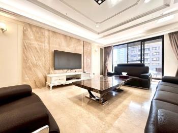 精銳紐約之星前棟視野豪邸