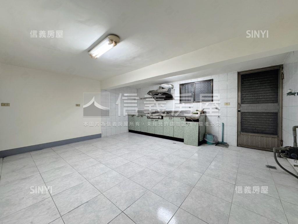 三多輕軌．朝南活巷美透房屋室內格局與周邊環境