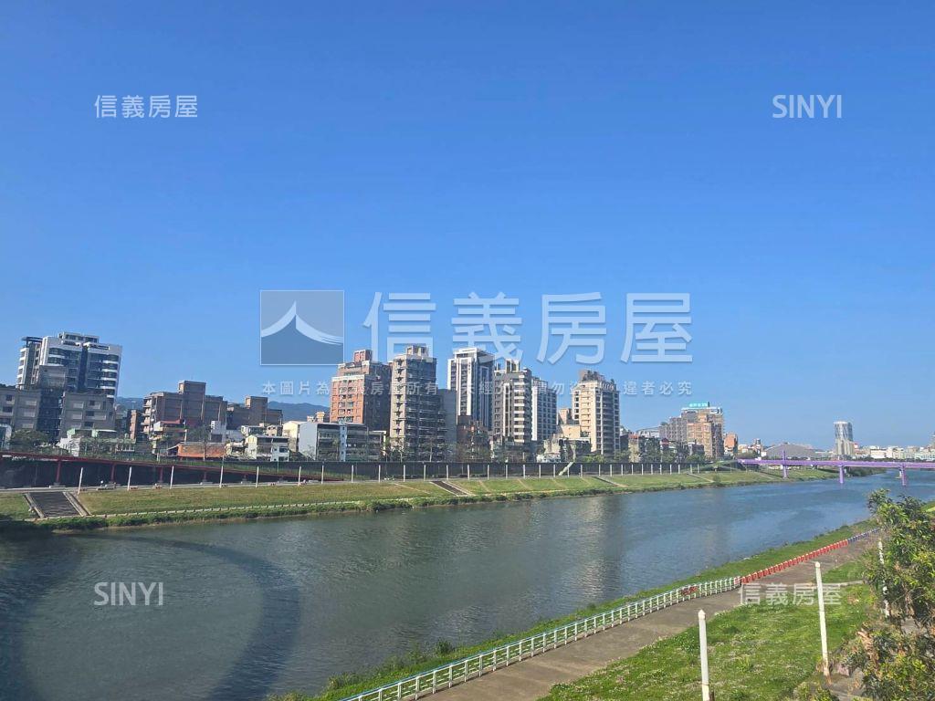 信義區邊間採光美宅房屋室內格局與周邊環境