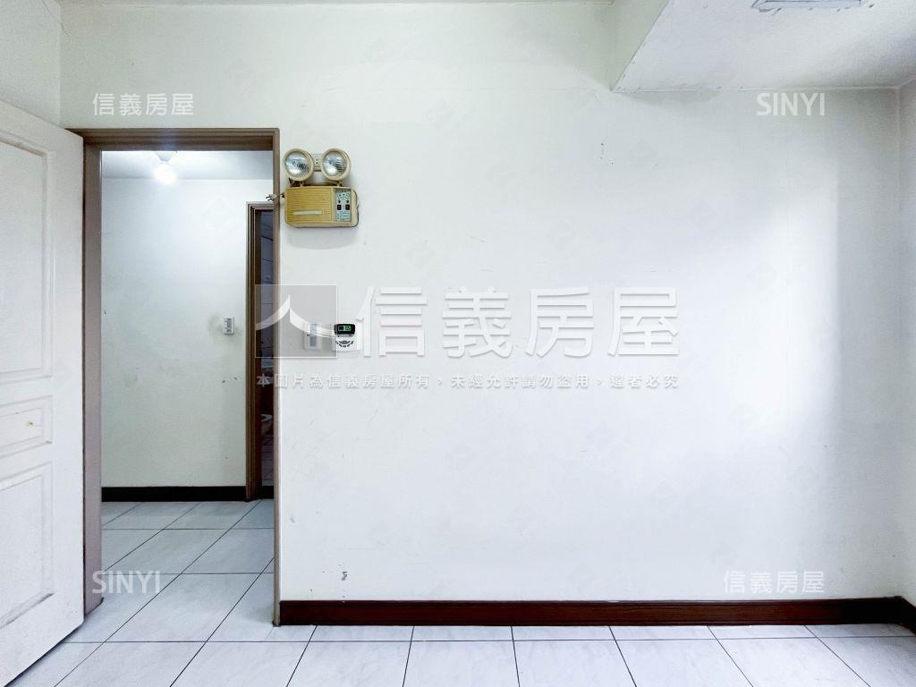 新接！近捷運高樓三房車位房屋室內格局與周邊環境