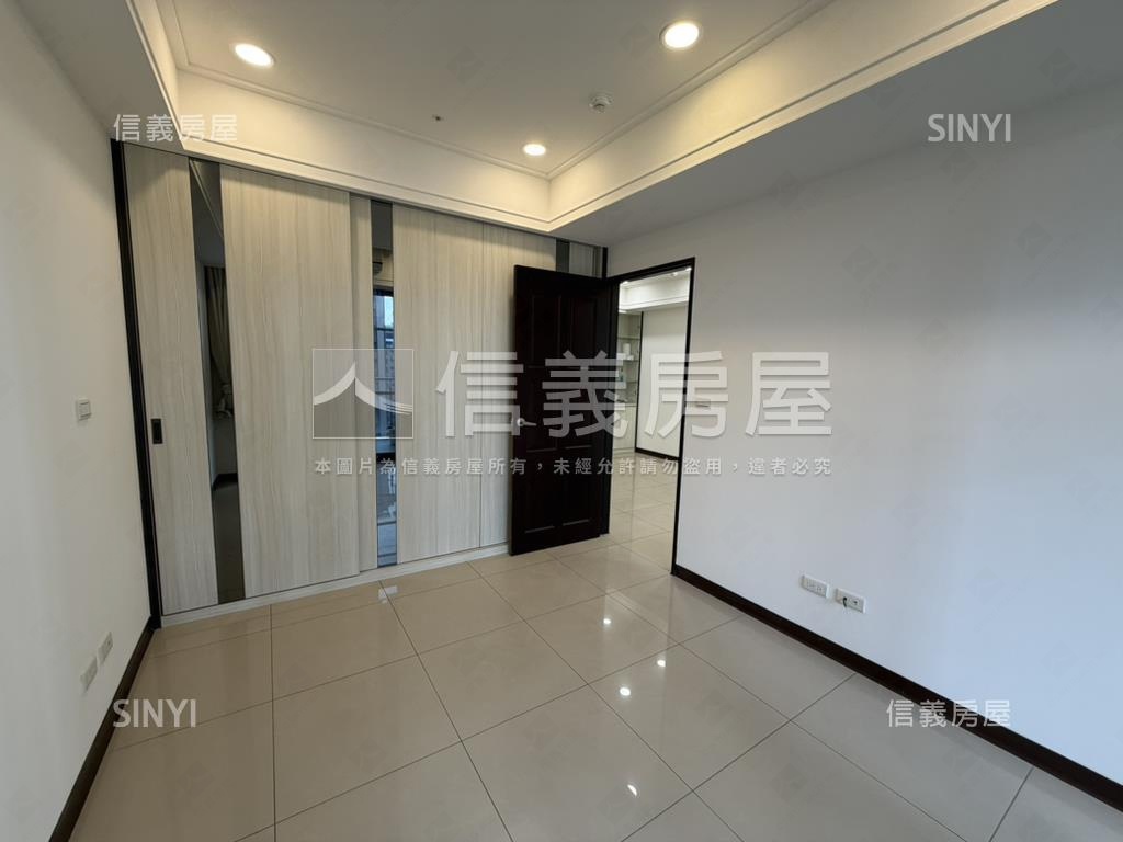 合康新世紀精緻朝南兩房房屋室內格局與周邊環境