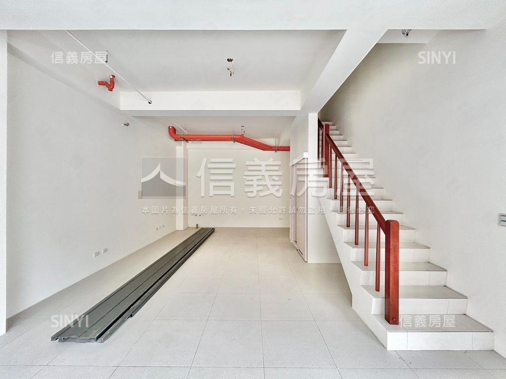 東大豐象臨路全新透店房屋室內格局與周邊環境