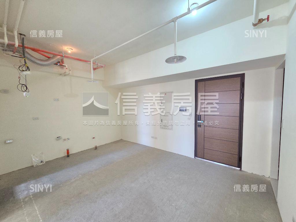 七張聯上拾玉全新２房房屋室內格局與周邊環境
