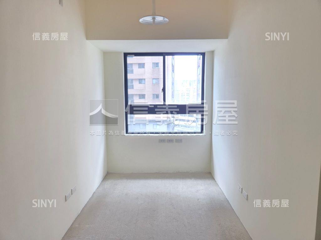 七張聯上拾玉全新２房房屋室內格局與周邊環境
