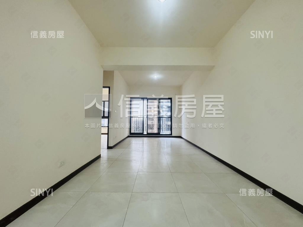湖口和峻沐光全新二房車位房屋室內格局與周邊環境