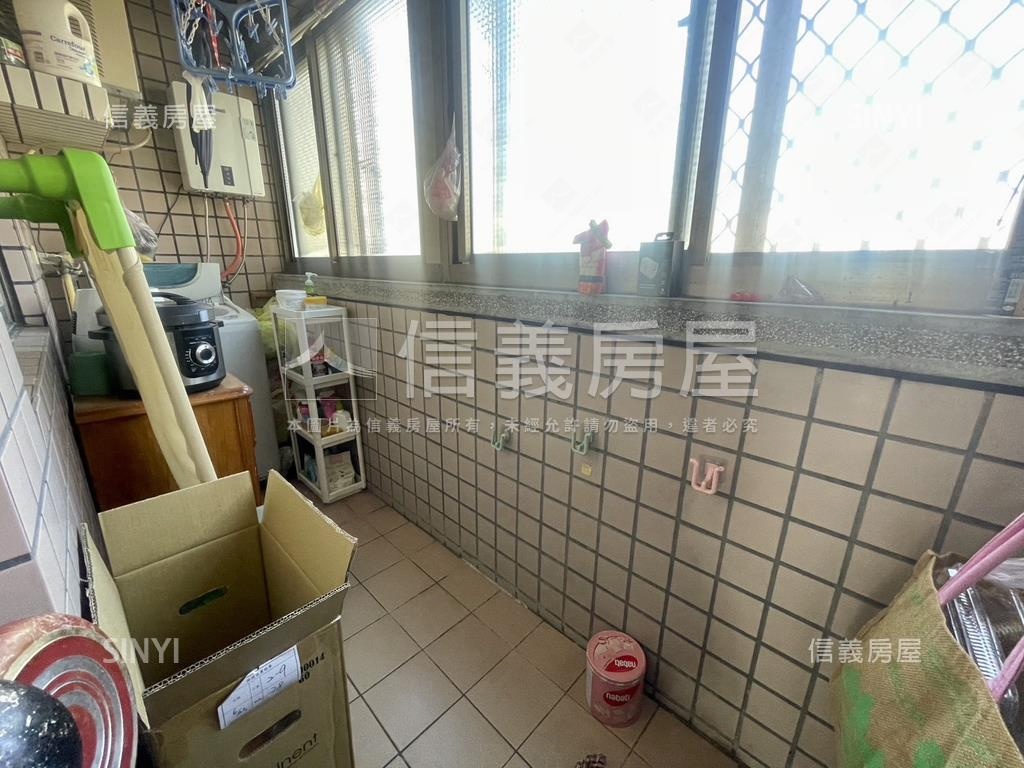 春福聯合國三房附車位房屋室內格局與周邊環境