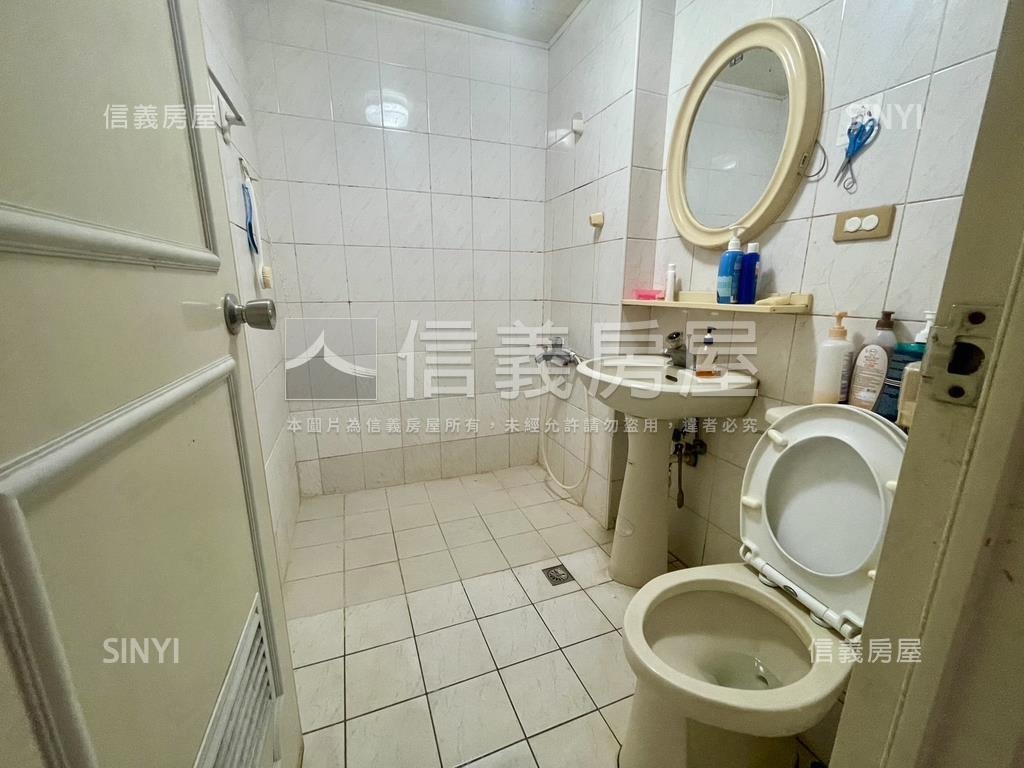 春福聯合國三房附車位房屋室內格局與周邊環境