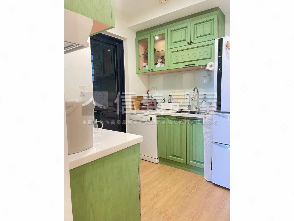 青埔高鐵宏普領袖精美三房房屋室內格局與周邊環境