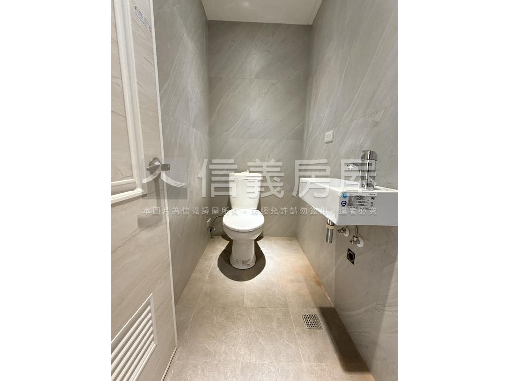 農十六畫世紀成家三房房屋室內格局與周邊環境