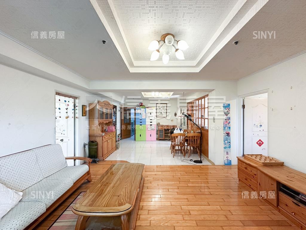 瑞豐商圈四房平車房屋室內格局與周邊環境