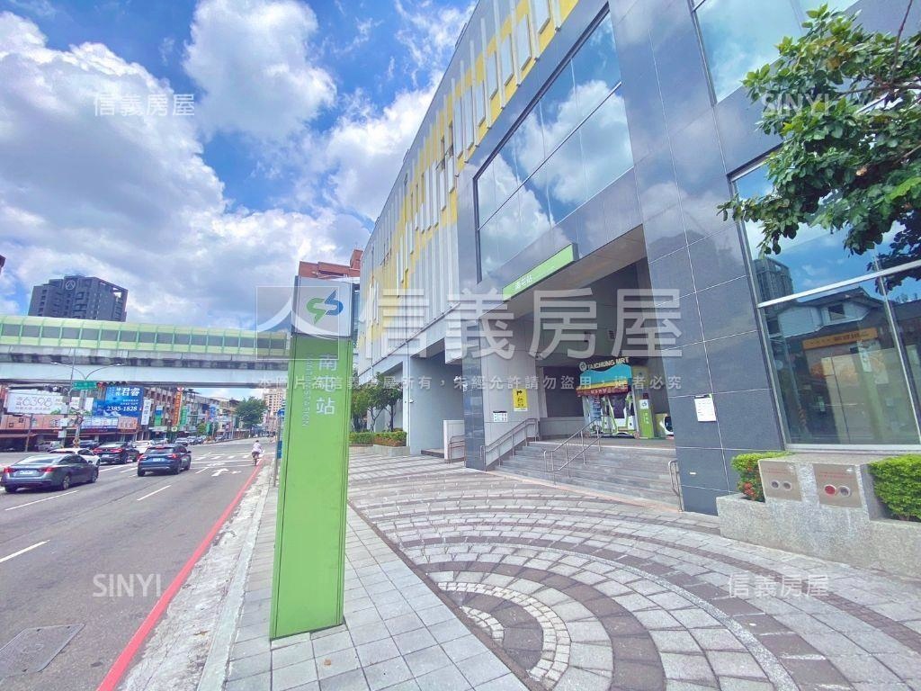 南屯捷運旁。朝南。商辦房屋室內格局與周邊環境