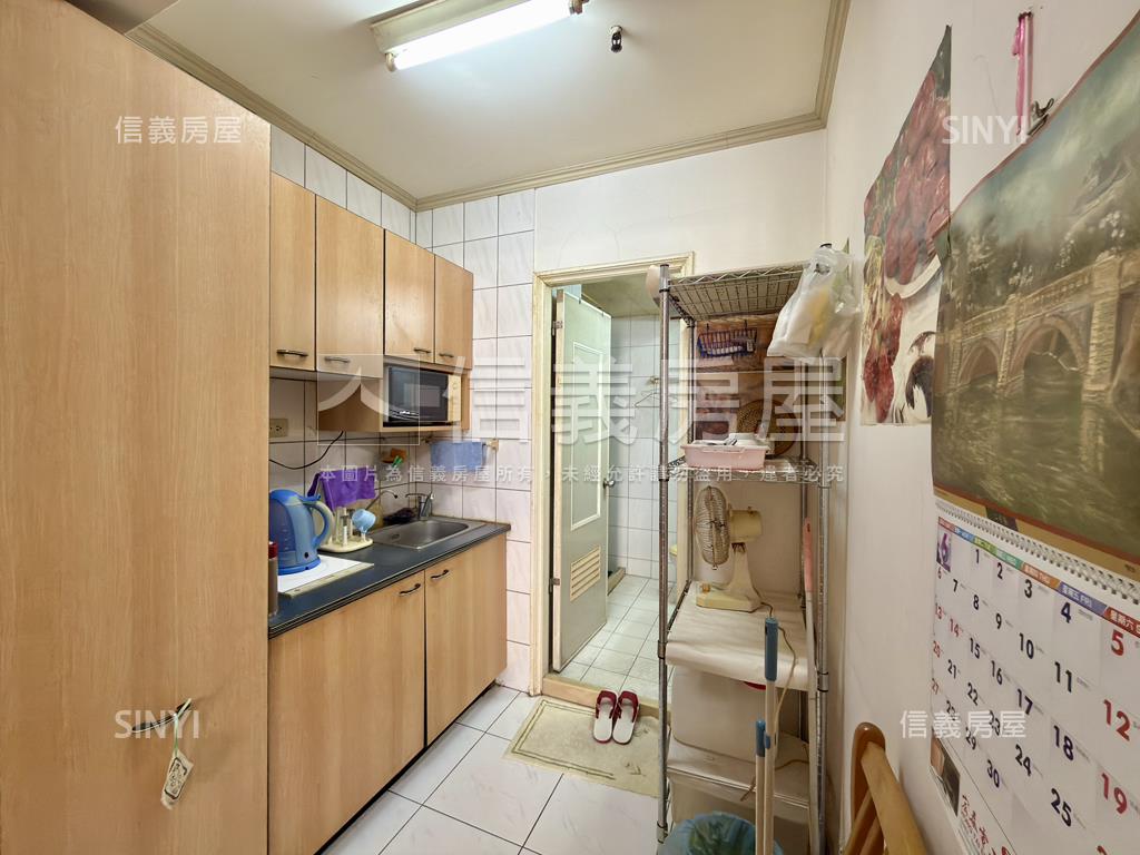 巨蛋捷運★明華學區宅房屋室內格局與周邊環境